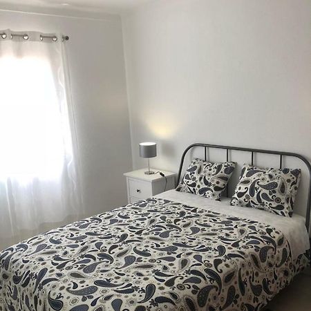 Olinda'S 2 Bedroom Apartment Lagos Ngoại thất bức ảnh