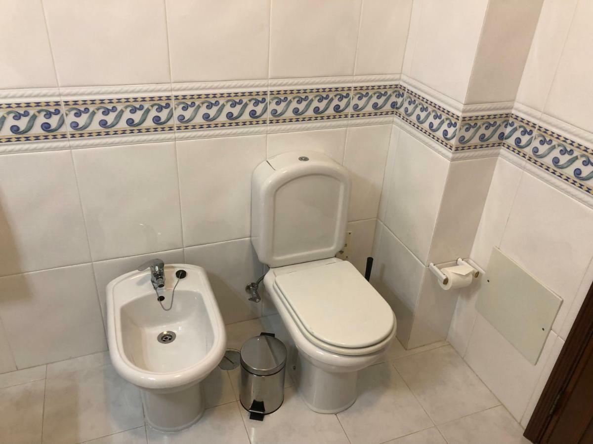 Olinda'S 2 Bedroom Apartment Lagos Ngoại thất bức ảnh