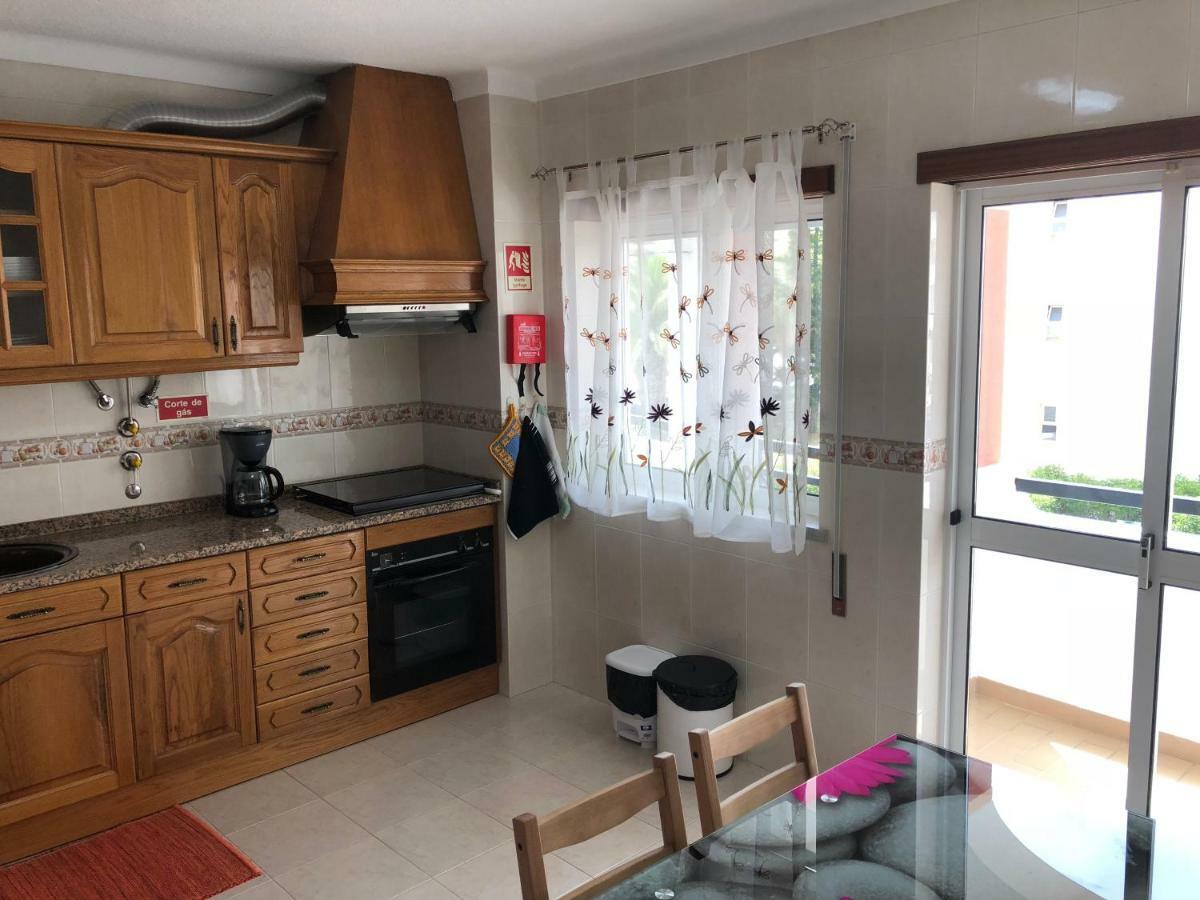 Olinda'S 2 Bedroom Apartment Lagos Ngoại thất bức ảnh